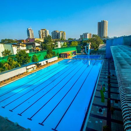 The Thane Club Esterno foto