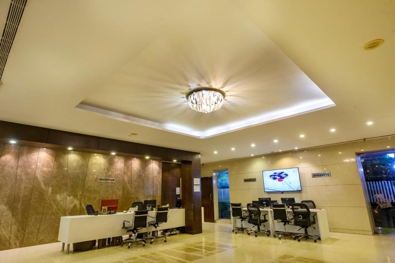 The Thane Club Esterno foto